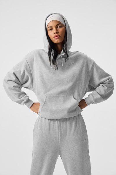 Sweat à capuche et poche kangourou