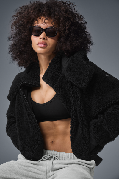 Veste à capuche effet peluche