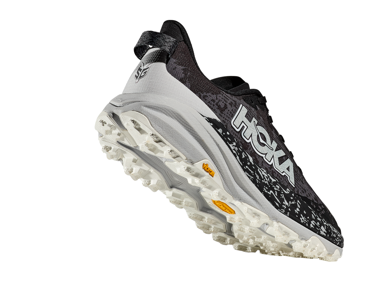 Hoka Speedgoat 6 BKSTR — vue 3