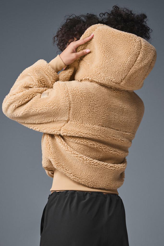 Veste à capuche effet peluche