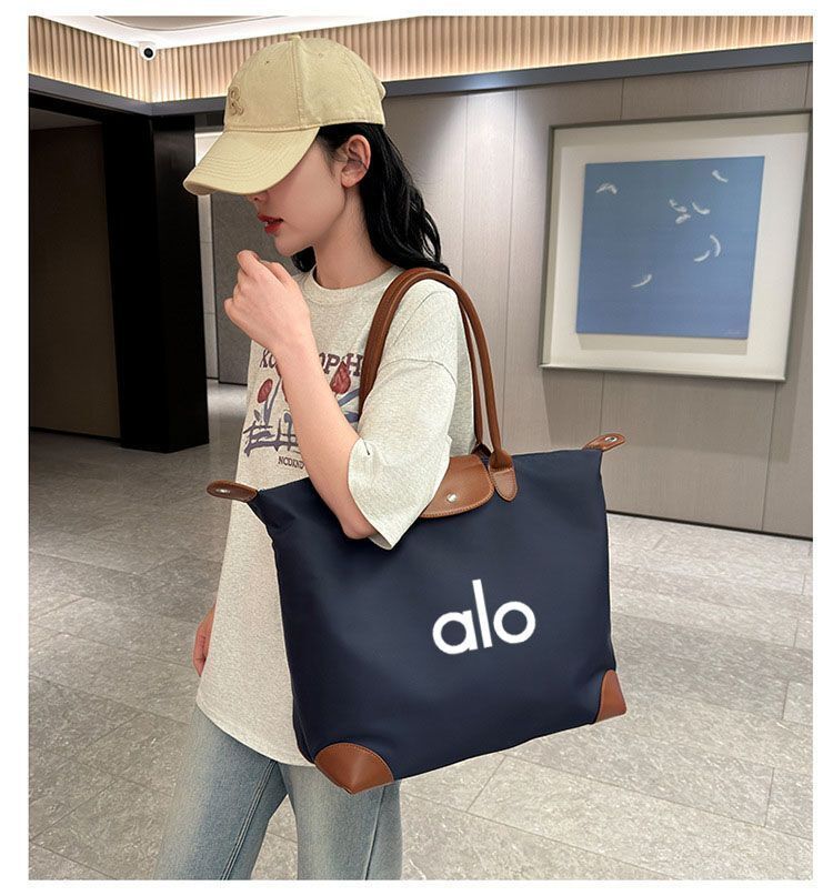 ALO double travel bag