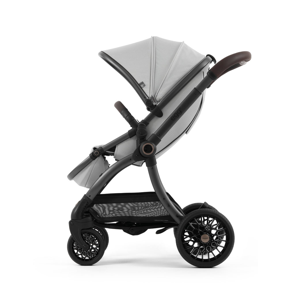 Aston Martin egg3® Package Soft Grey - UK