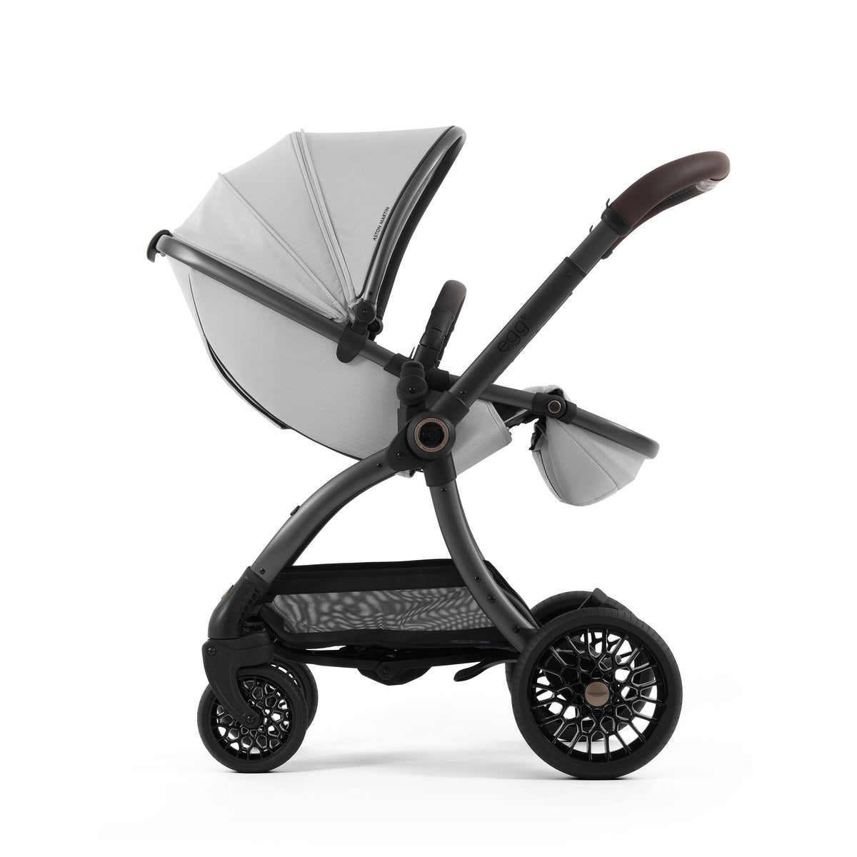 Aston Martin egg3® Package Soft Grey - UK