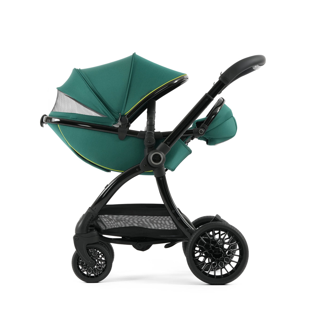 Aston Martin egg3® Package Performance Green - UK