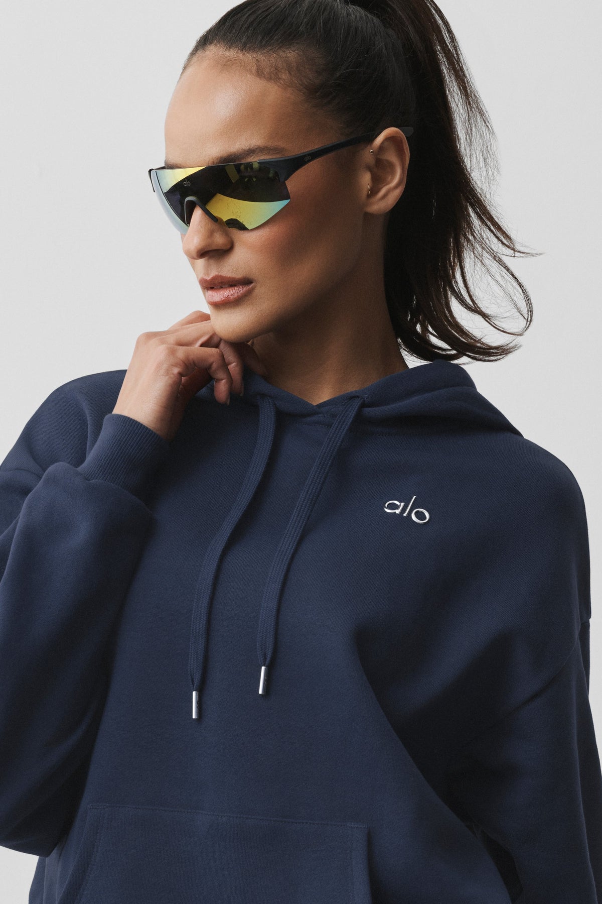 Sweat à capuche et poche kangourou