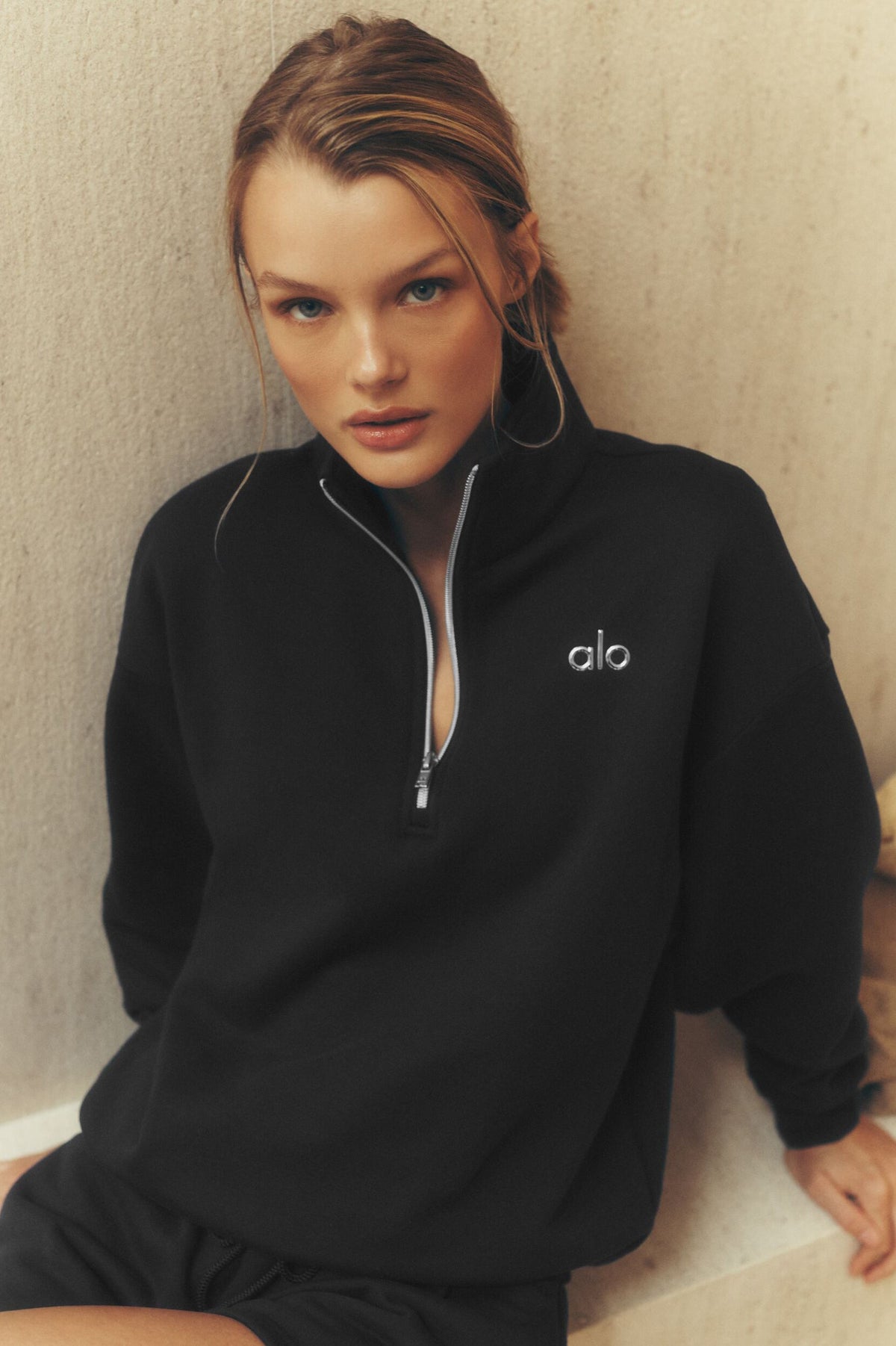 Sweat à col montant et demi-zip