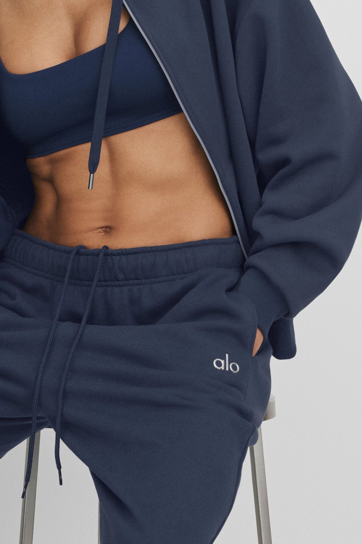 Pantalon large à taille avec cordon