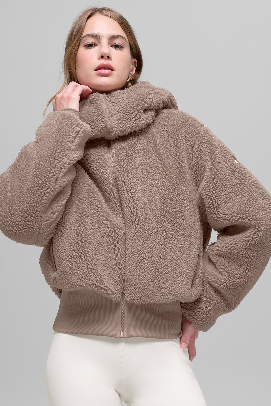 Veste à capuche effet peluche