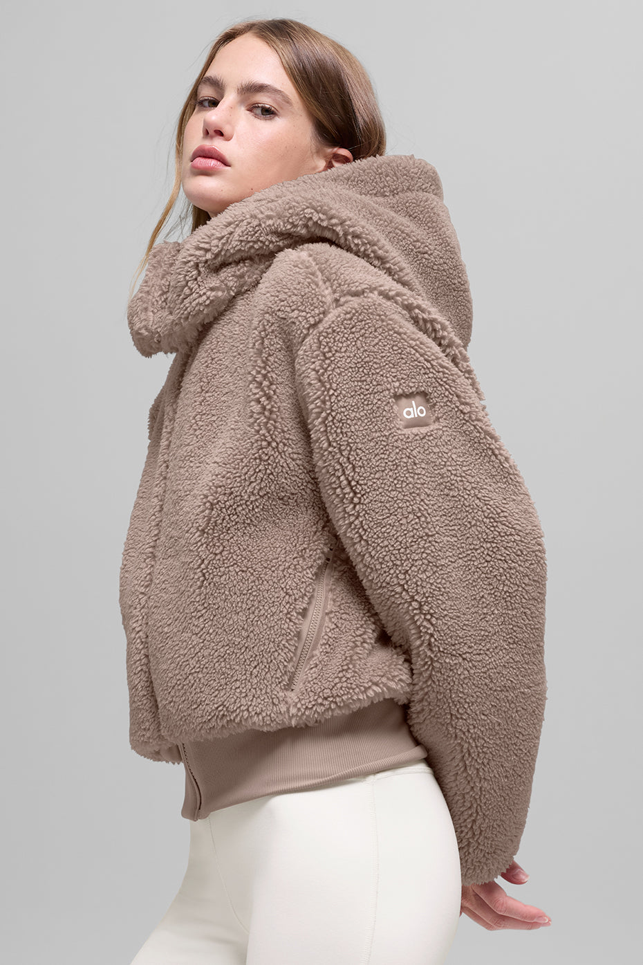 Veste à capuche effet peluche